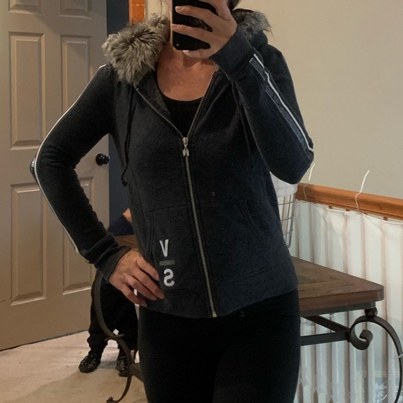 Victorias secret hoodie - Picture 8 of 8